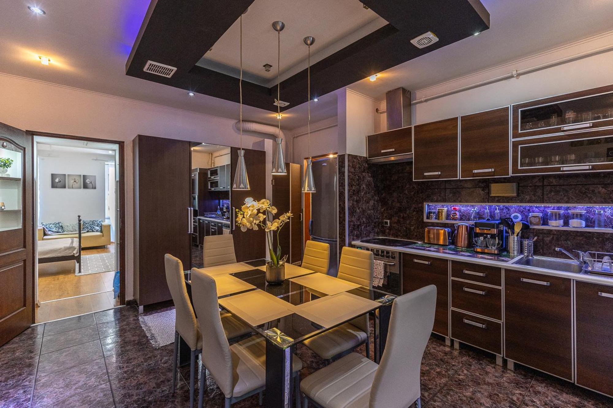 City Vibes Apartment - 3 Bdrms Budapest Exteriör bild