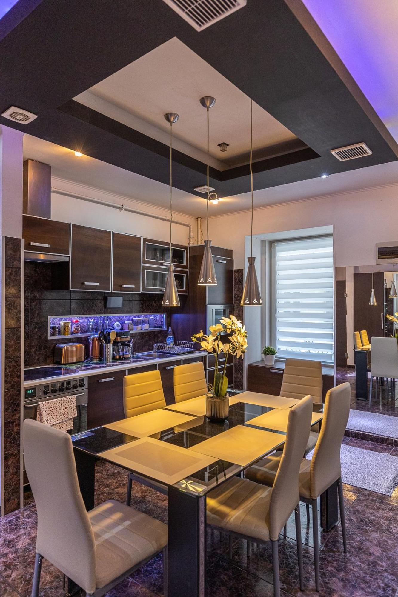 City Vibes Apartment - 3 Bdrms Budapest Exteriör bild